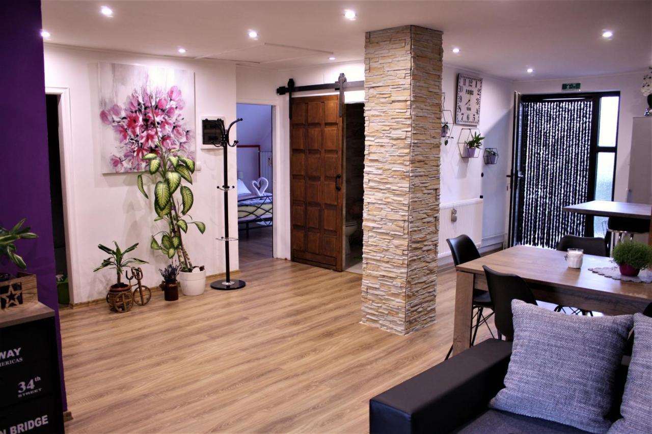Апартаменти Apartman Patricia Фужине Екстер'єр фото